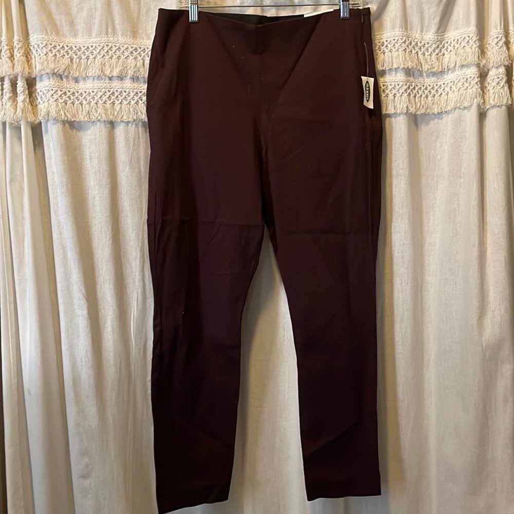 New with tag Burgundy straight leg with elastic band pants.